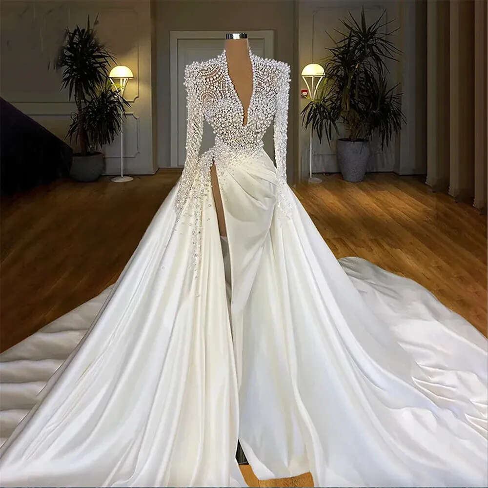 V Dress Illusion Pearls Heavy Mermaid Beaded Neck Long Sleeve Bridal Gowns Sweep Train Muslim Dubai Wedding Gown High Couture