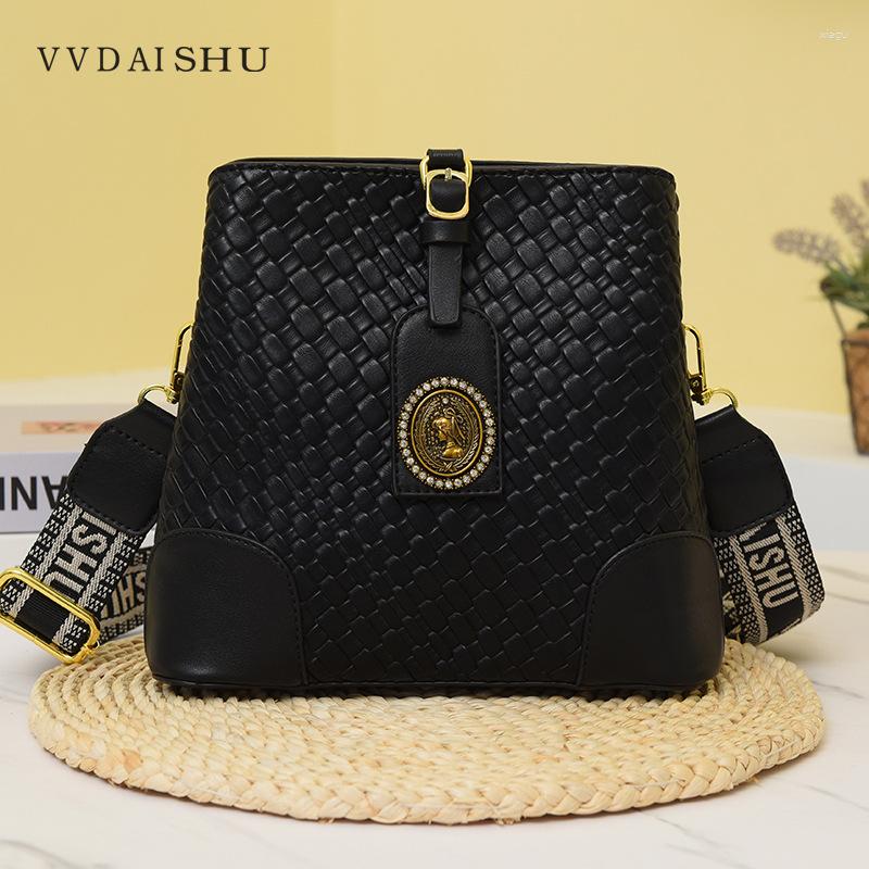 Drawstring 2024 Winter Live Broadcast Woven Bucket Bag Fashion Single Shoulder Crossbody Portable Handbag Womens