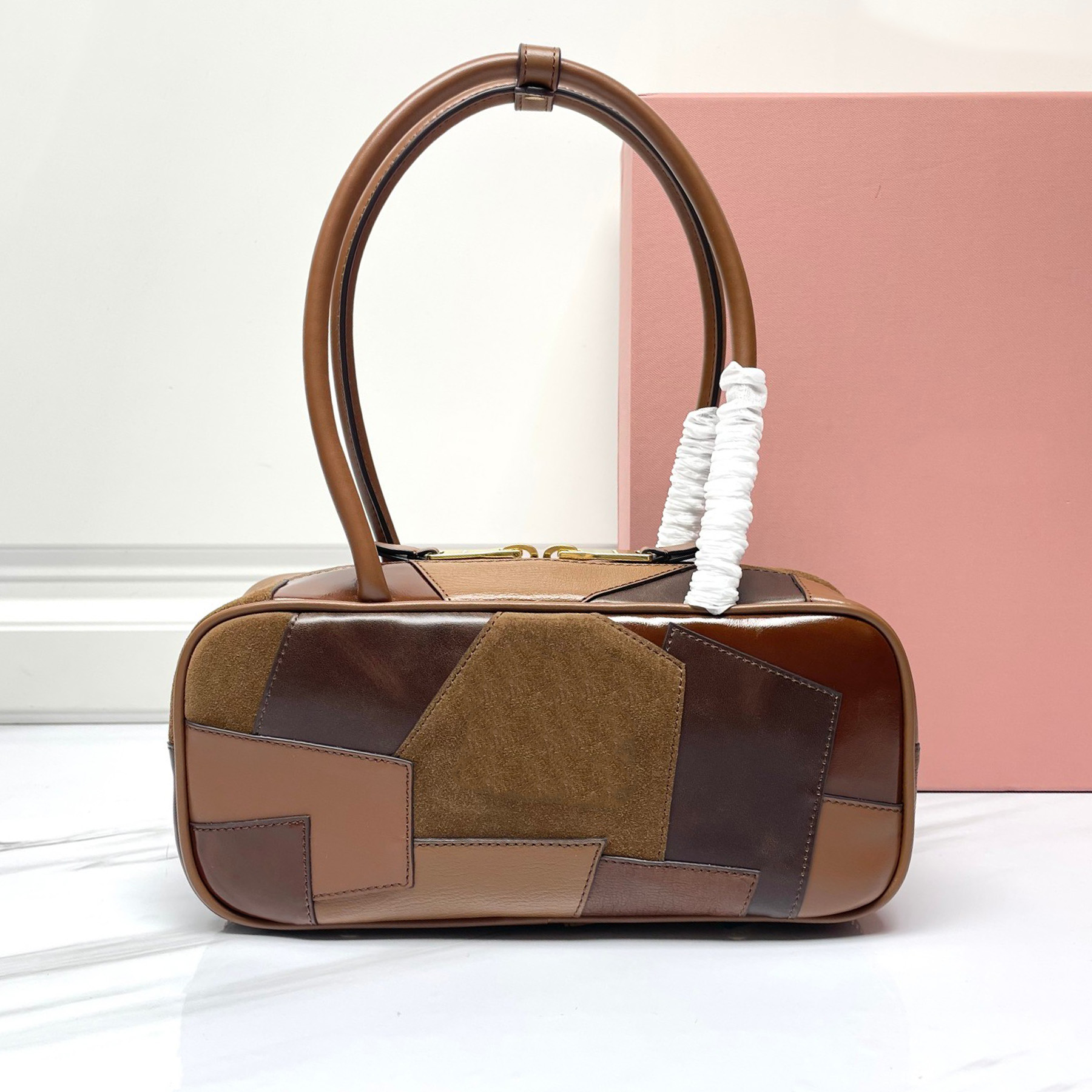 Top Quality 10A Leather Patchwork Beau Fashion Designer Vintage Golden Hardware Shoulder Bag en Blend Interior Zipper Pocket Women Tote Handbag