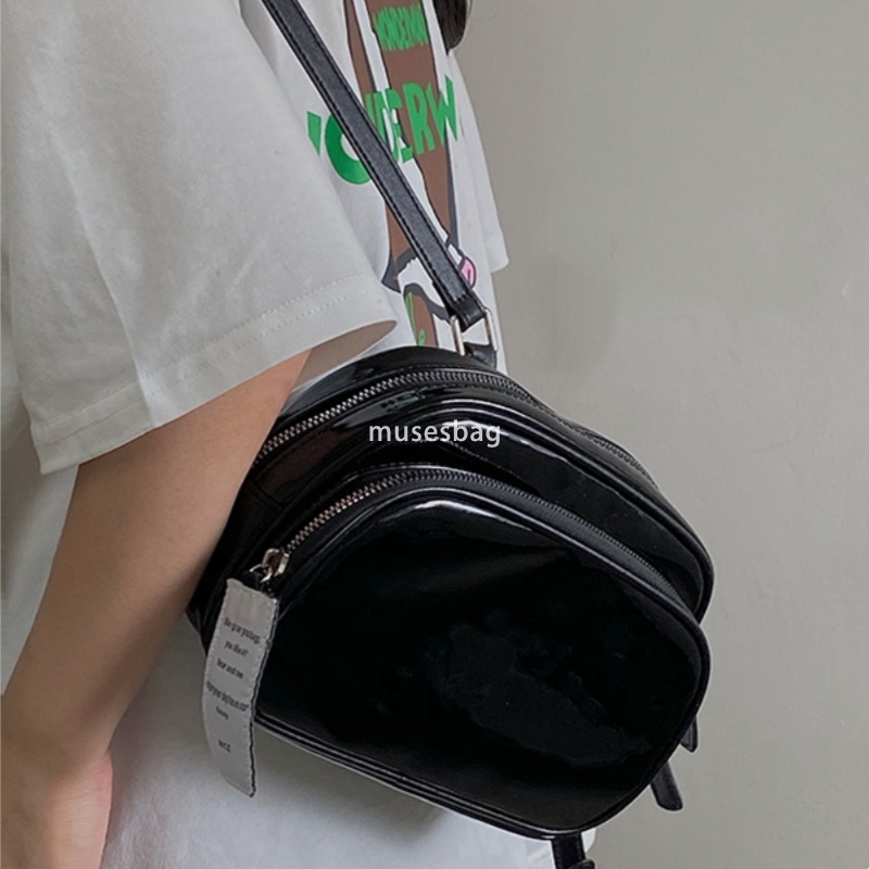 High end women's Korean retro practical backpack new girl niche square cute solid color classic versatile daily casual black lightweight small ba