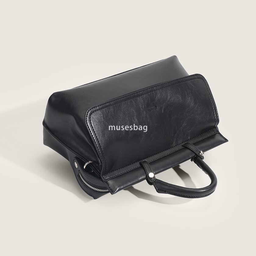 New fashion trend niche design high-quality fashion versatile European and American retro foreign trade texture versatile single shoulder crossbody to