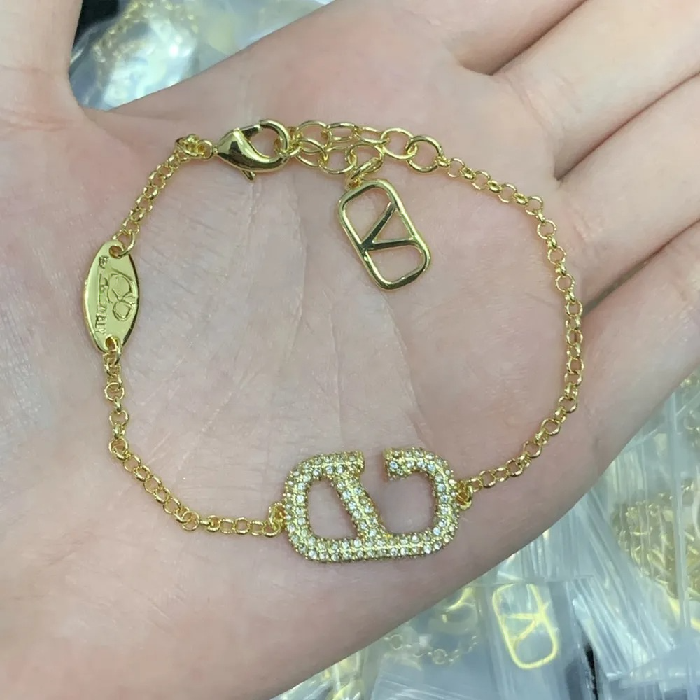 Bracelet Designer Luxury Women Bangle Classic Necklace Pendant Bracelet Set Wedding Party Chain Bracelet Jewelry Wholesale Gift with Box