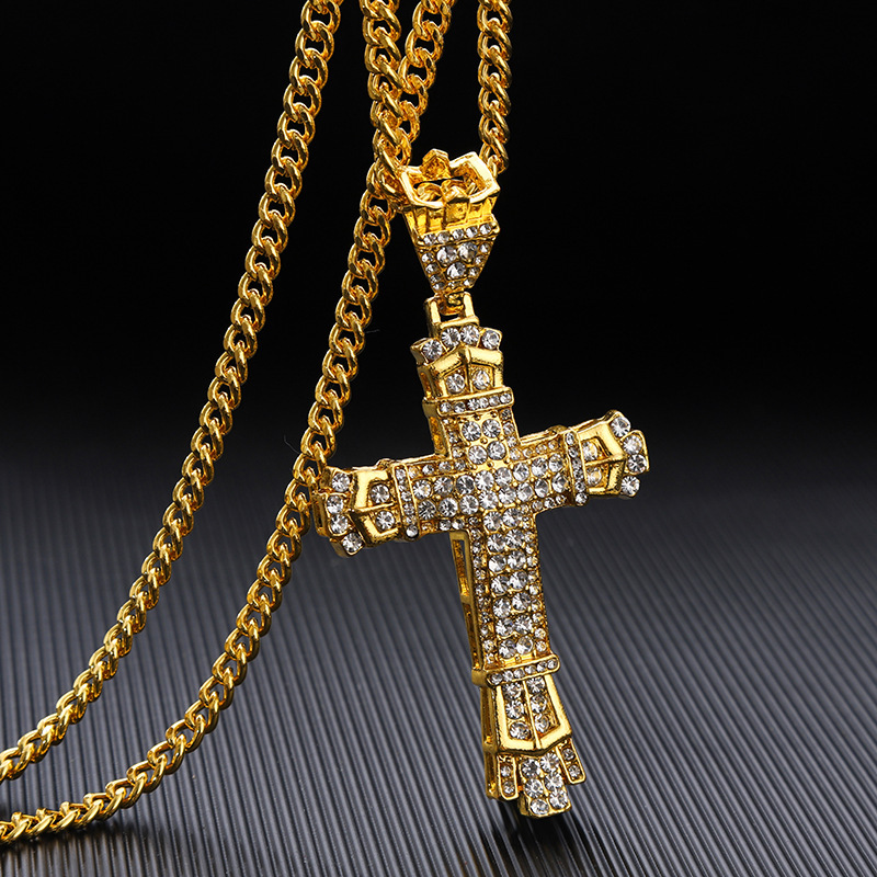 Hip Hop Cross Pendant Necklace Religious Charm 18K Gold Silver Full Ice Out Crystal Neckalce Simulated Diamonds Catholic Crucifix Necklace With Cuban 