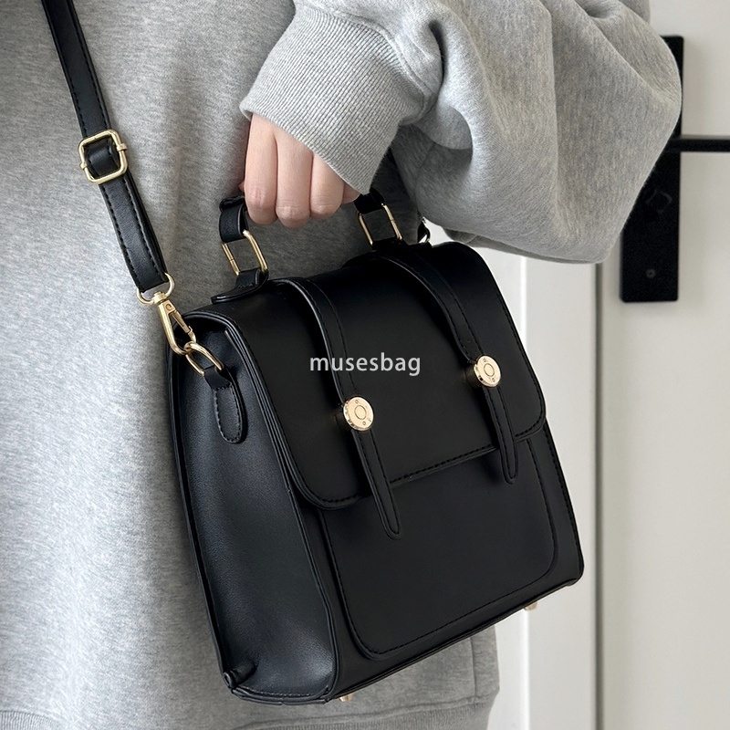 Fashionable women's high-quality student niche flat buckle practical backpack price British classic retro crossbody Oxford bag lightweight studen