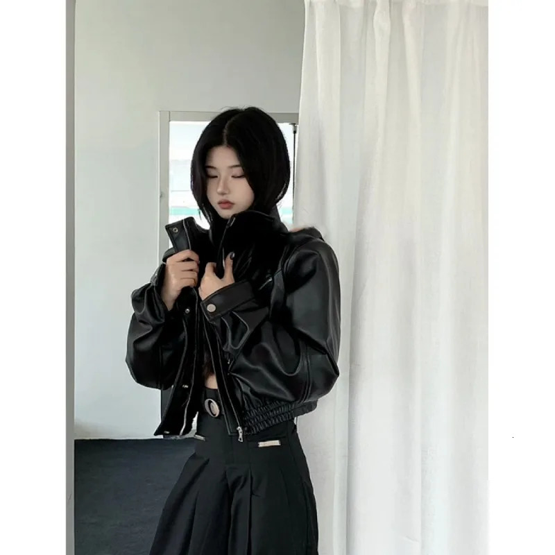 Black Leather Coats High Waist Stand Collar Short Length Techwear Punk Style Jackets Y2k Street Fashion Women Outerwear Tops 240625