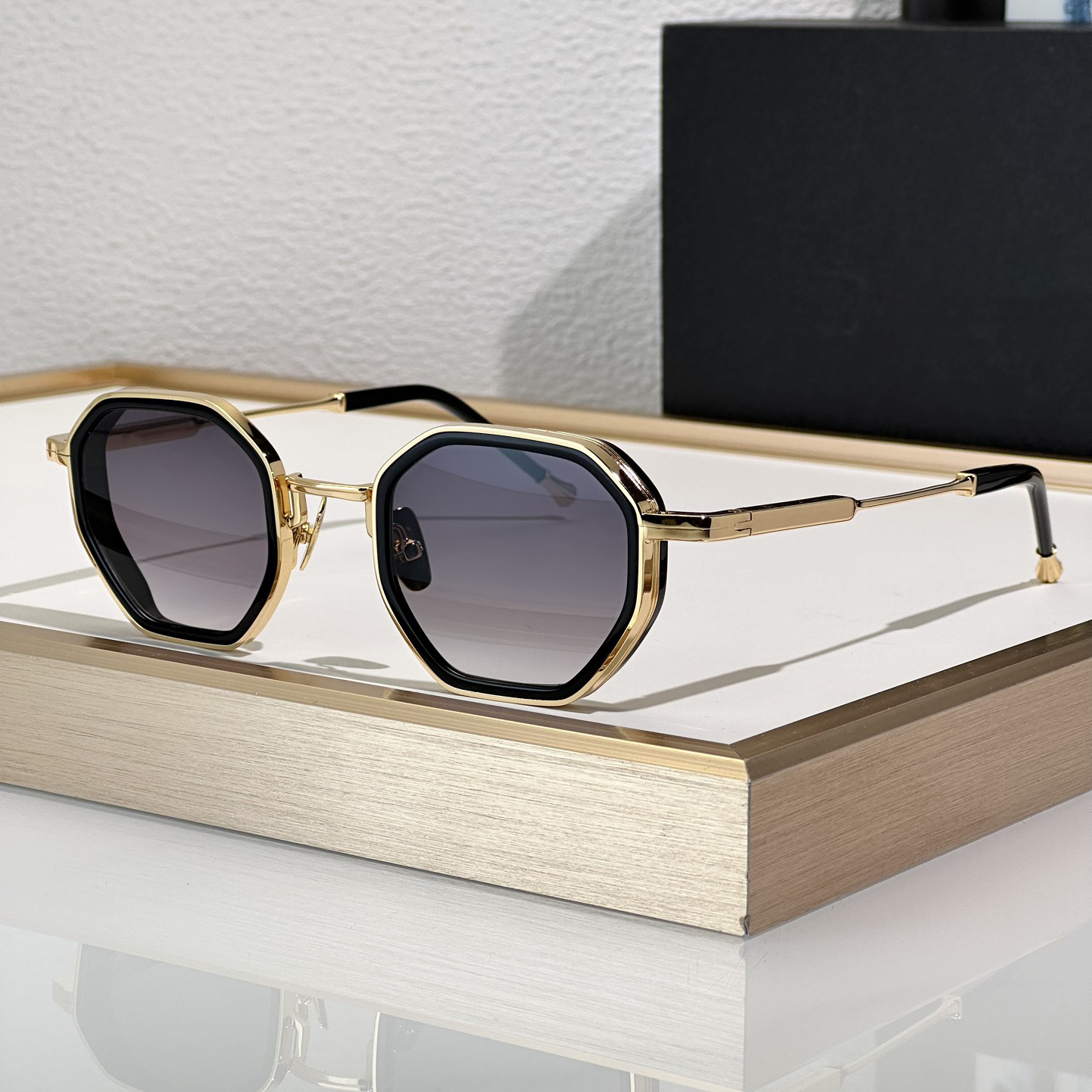 Fashion Sunglasses For Men Women HARRISON Summer Designer Stylish High Street Style Anti-Ultraviolet Retro Plate CR-39 Polygon Full Frame Glasses Random Box
