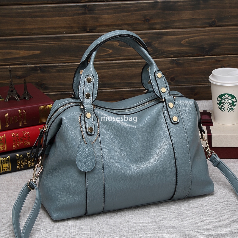 Trendy niche design new women's bag Trendy and fashionable Boston bag Women's portable one shoulder crossbody pillow bag