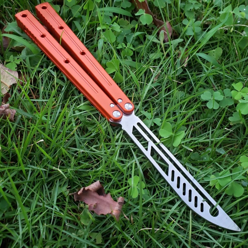 TheOne Kraken Sea Monster Butterfly Trainer Knife Channel Aluminum Handle D2 Blade Bushing System Free-swinging Jilt EDC Knives