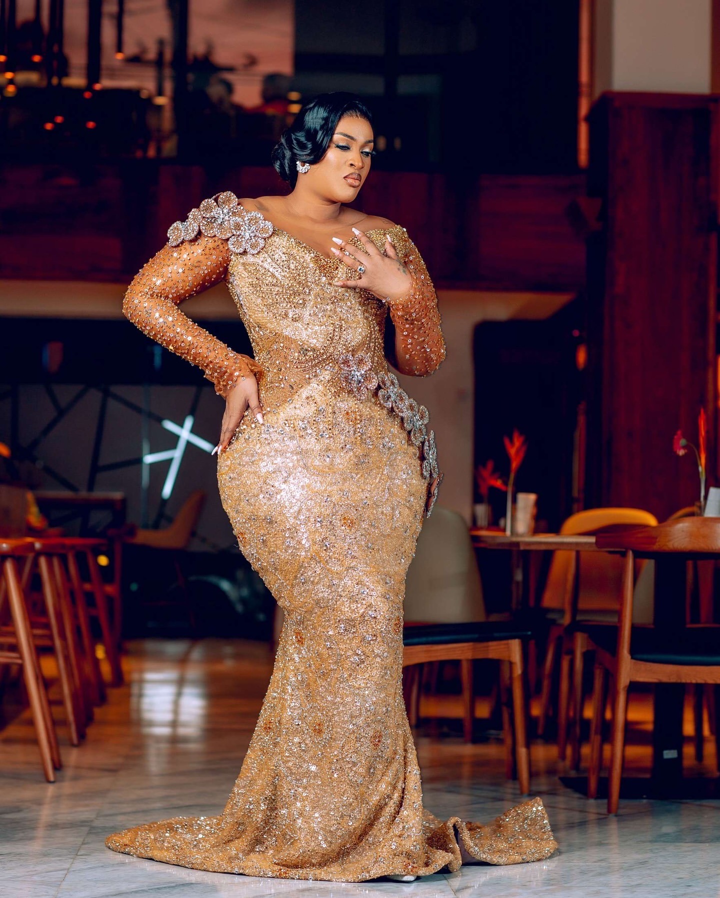 2024 Plus Size Gold Mermaid Prom Dresses Beaded Crystals Florals Sequined Evening Formal Party Second Reception Birthday Celebrity Engagement Gowns Dr