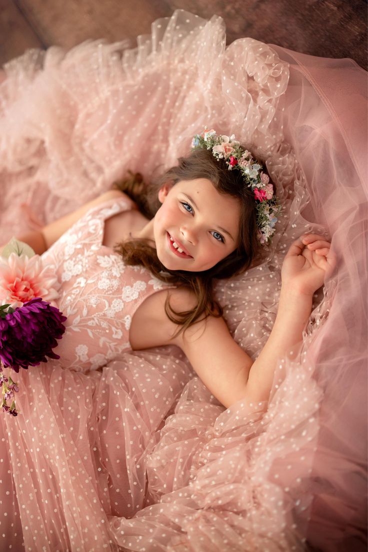 Light Pink Pluffy Flower Girls Dresses Ruffles Floor Length Straps A-Line Kids Formal Wear Toddler Wedding Party Gowns Lace Delicate Birthday Special 