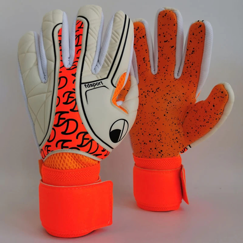 Kids Soccer Goalkeeper Gloves Adults Soccer Goalkeeper Gloves Protection Goal Thickened Latex Football Children Goalie Gloves 240624
