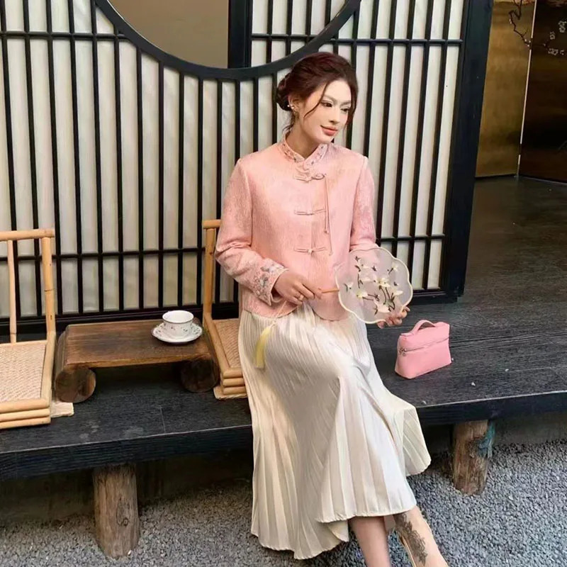 Spring Autumn Buckle Printed Coat Tops Fashion Loose Texture Formal Chinese Traditional Jacket Womens Outwear 240704