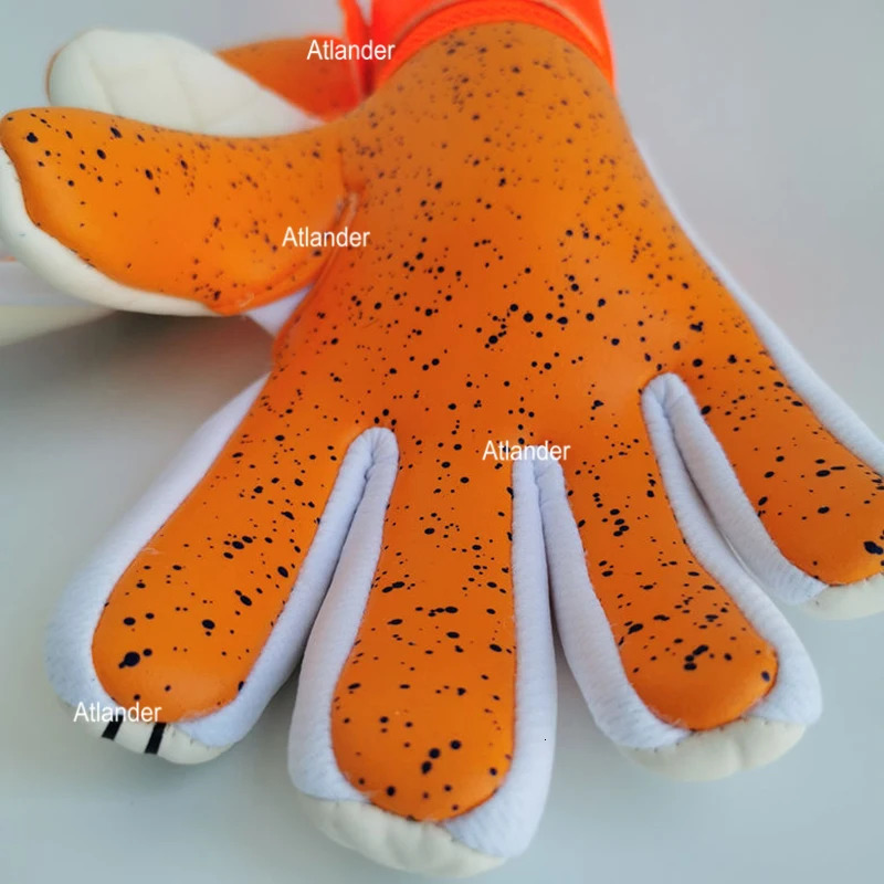 Kids Soccer Goalkeeper Gloves Adults Soccer Goalkeeper Gloves Protection Goal Thickened Latex Football Children Goalie Gloves 240624