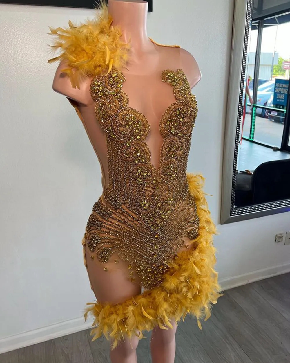 Gold Crystals Feather Short Prom Dresses For Black Girls See Through African American Cocktail Dresses Birthday Party Homecoming Gowns J047