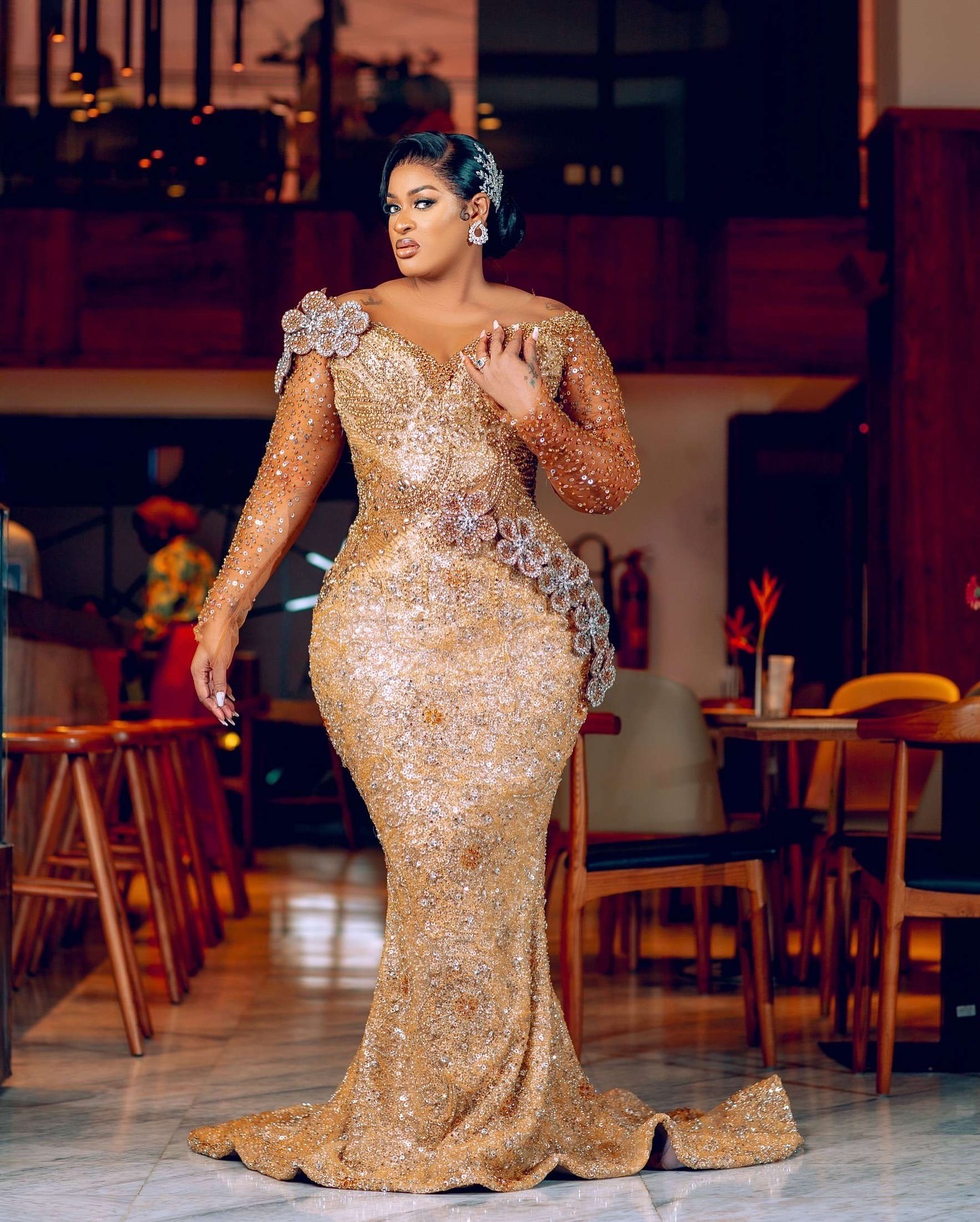 2024 Plus Size Gold Mermaid Prom Dresses Beaded Crystals Florals Sequined Evening Formal Party Second Reception Birthday Celebrity Engagement Gowns Dr