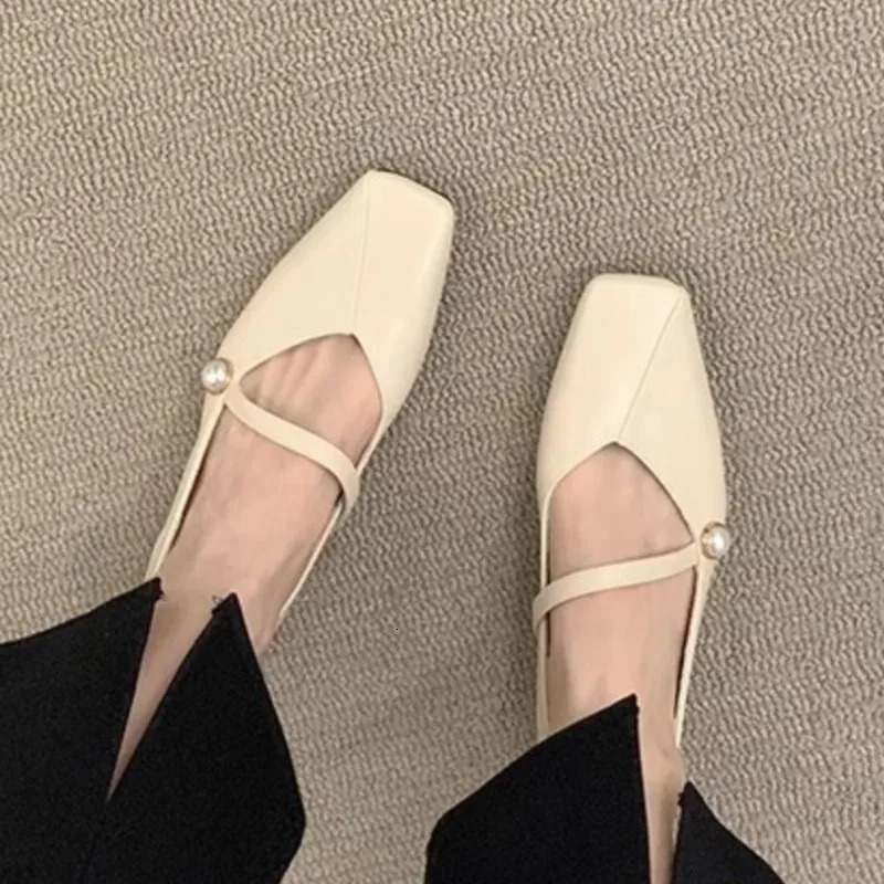 Spring Womens Ballet Flats Square Toe Mary Janes Pearls Leather Shoes for s Princess Office Beige Wedding Shoes 1757N 240705