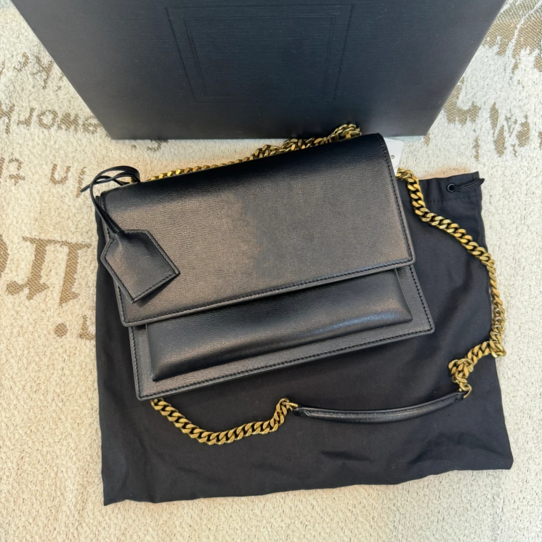 Women's Leather Shoulder Bag - Stylish Diagonal Crossbody Purse with Gold Chain Strap