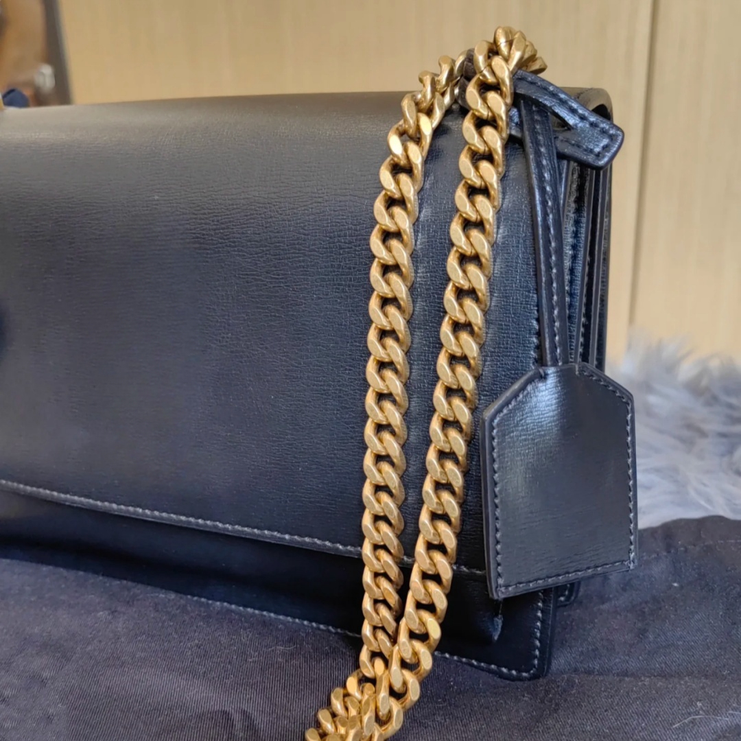 Women's Leather Shoulder Bag - Stylish Diagonal Crossbody Purse with Gold Chain Strap