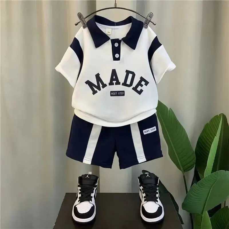 Clothing Sets Teenage Boys Clothing Set Summer Short Sleeve T-shirt Shorts Set 2023 New Baby Boys Top Pants Two Piece Set