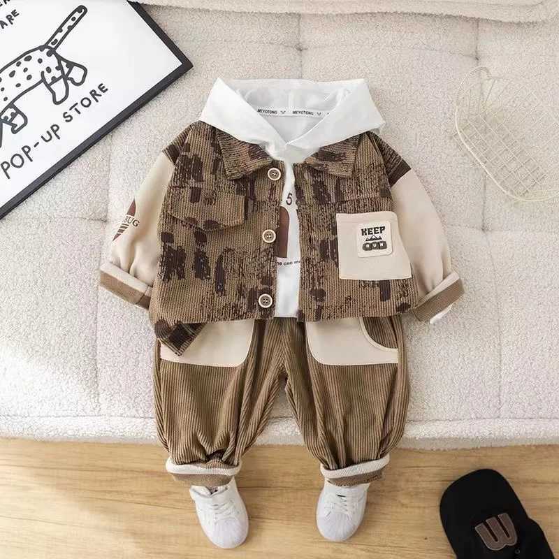 Clothing Sets Childrens Clothing Boys Spring and Autumn Set 2024 New Childrens Fashionable Three piece Set Baby Long Sleeve Fashion