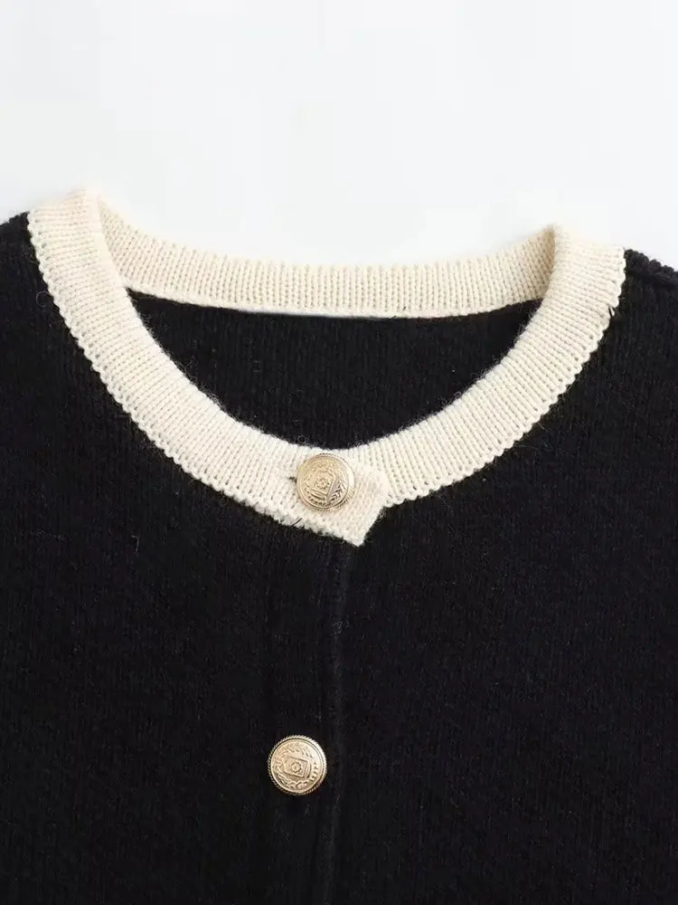 TRAF Autumn Cropped Cardigans For Women Single Breasted Sweater Knitted Woman Long Sleeve Knitwear Coat 240701
