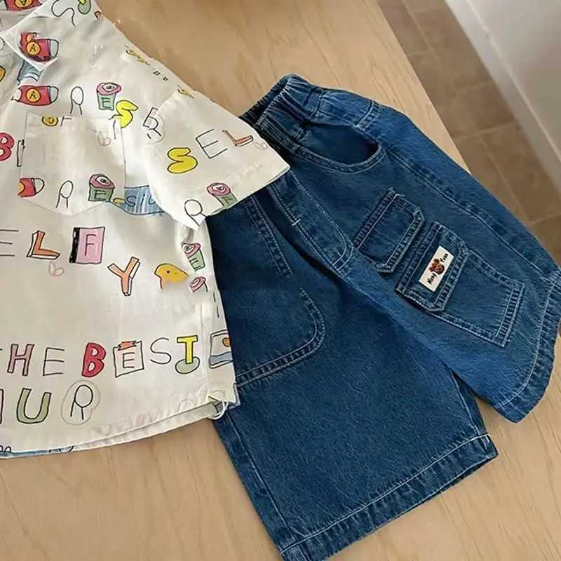 Clothing Sets Childrens Clothes Set Boys Short sleeved Shirt 2024 Summer New Baby Fashion Versatile Casual Top Shorts 2PCS Printed