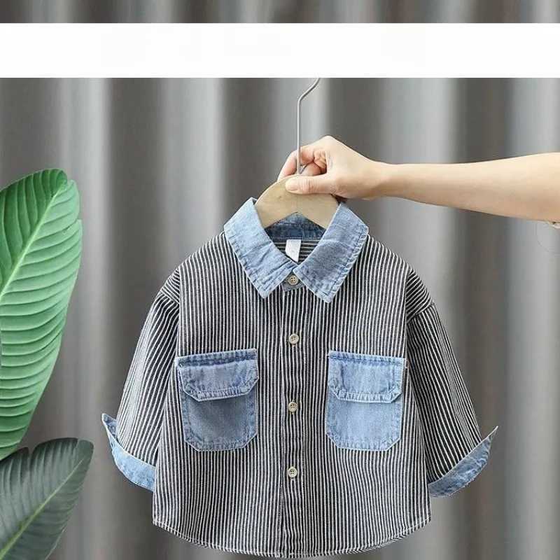 Clothing Sets Boys Clothing Set 2024 Spring and Autumn New Korean Childrens Striped Cotton Shirt Jeans Two Piece Set Kids Baby Outfits