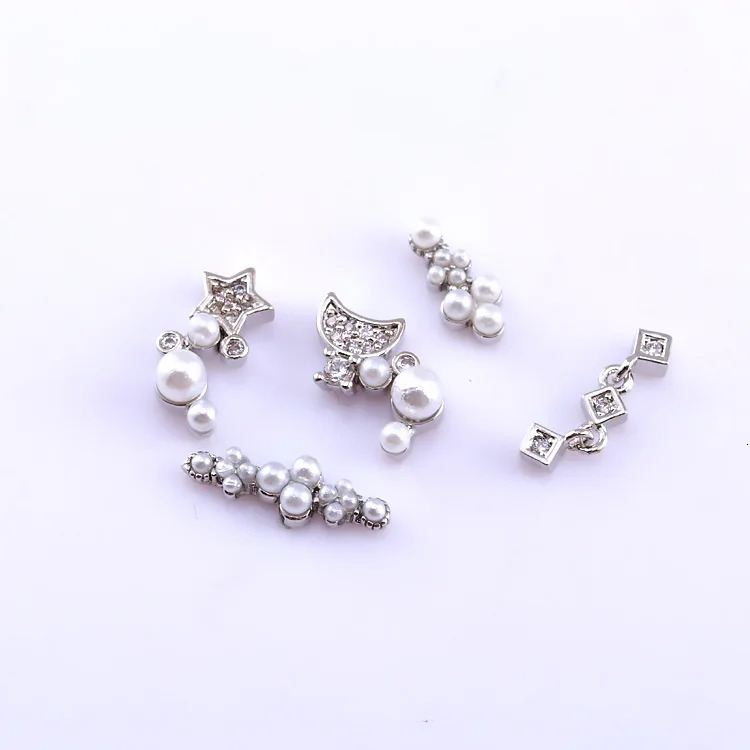 Nail Art Decoration Jewelry Diamond Beauty Head Baroque Style Ring Decoration 240705
