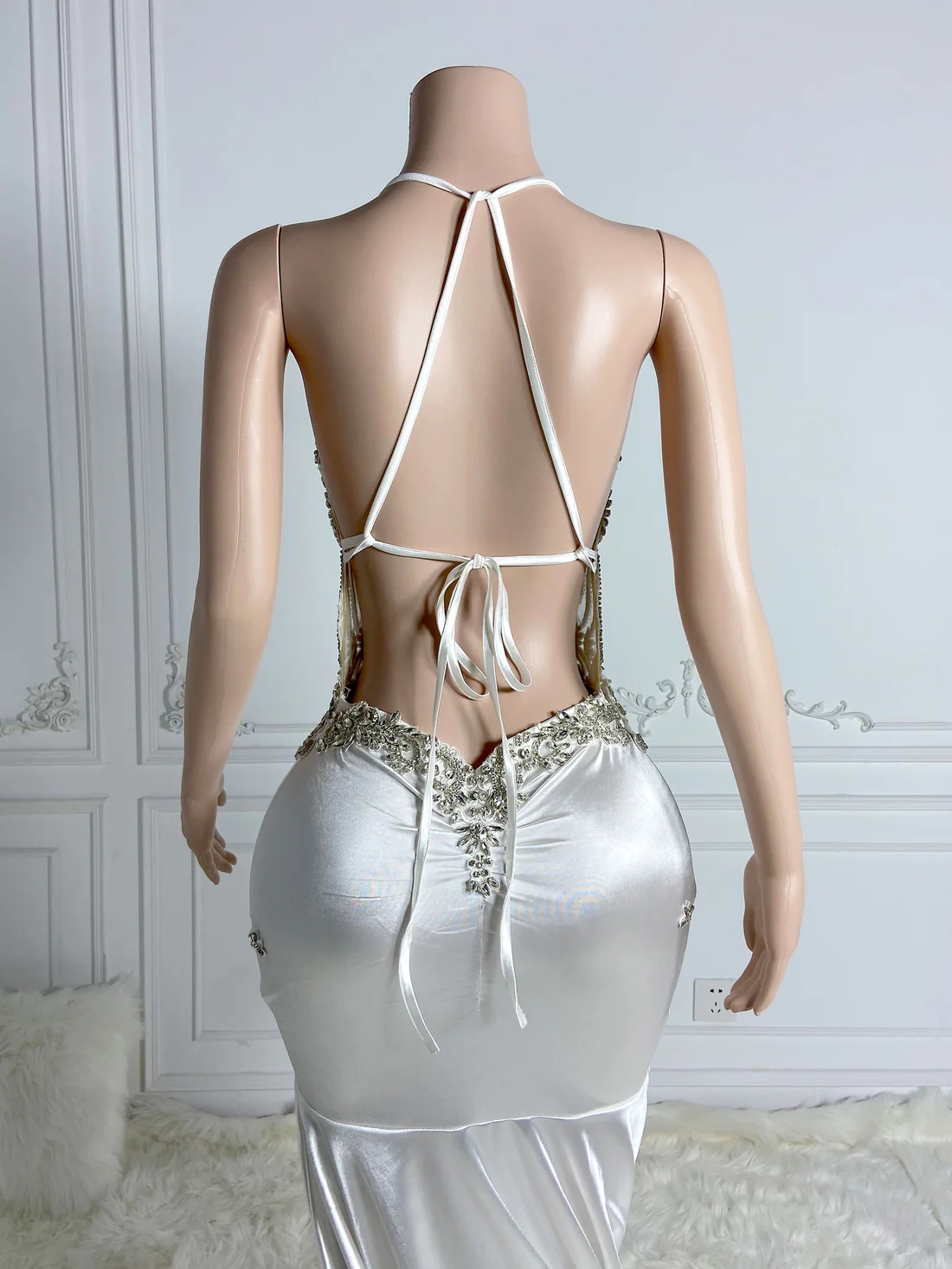 Halter Feather Women Long Prom Dresses For Black Girls Luxury Mermaid Diamond African American Prom Gowns Evening Gala Party Dresses