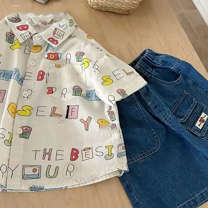 Clothing Sets Childrens Clothes Set Boys Short sleeved Shirt 2024 Summer New Baby Fashion Versatile Casual Top Shorts 2PCS Printed