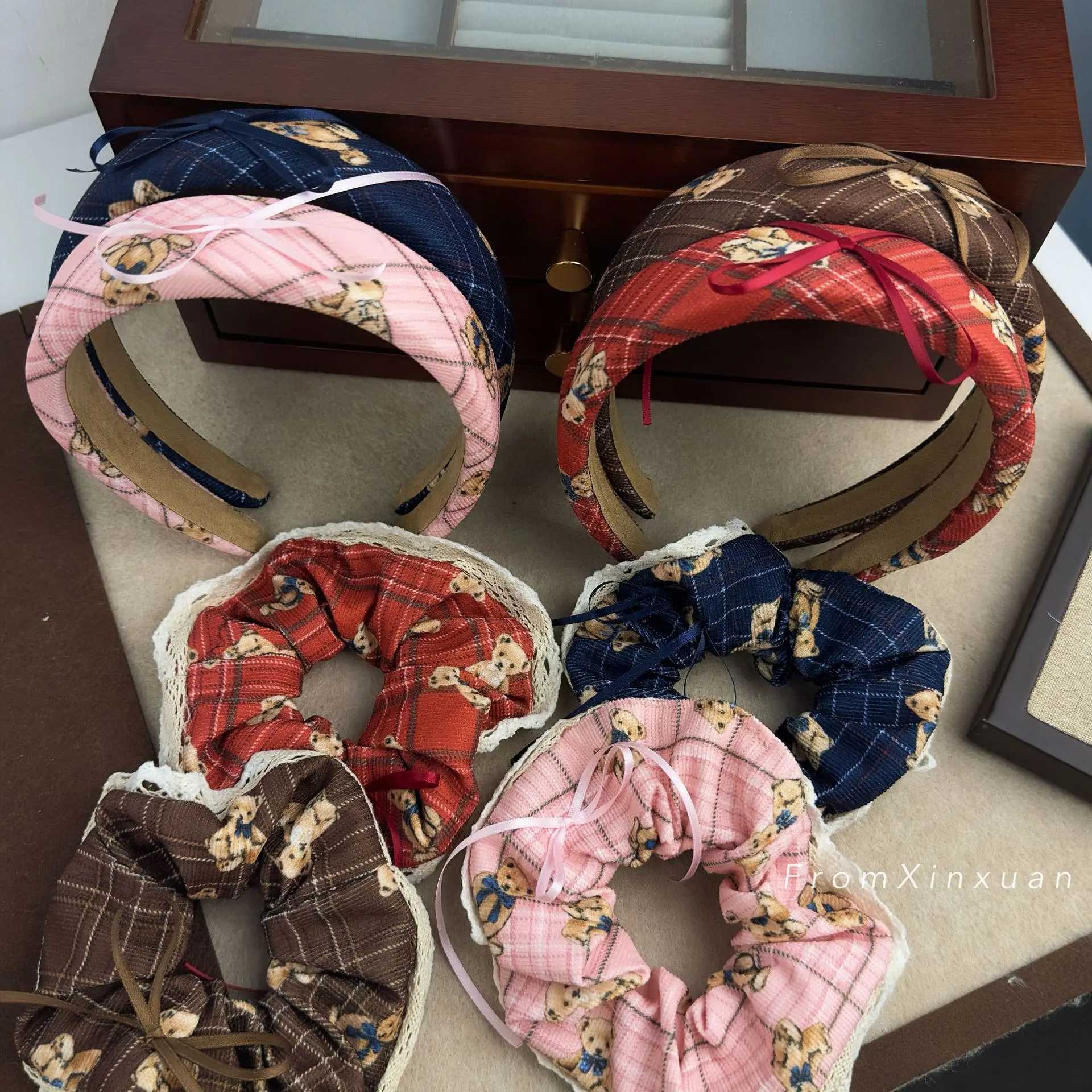 Headbands Korean Teddy Bear Fabric Lace Scrunchies Hairband 2024 Cute Girl Ribbon Vintage Striped Headband Cartoon Bear Hair Accessories