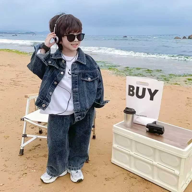 Clothing Sets Baby Boys Clothing Set Spring and Autumn New Childrens Handsome Denim Jacket Top Wide Leg Pants Two piece Set