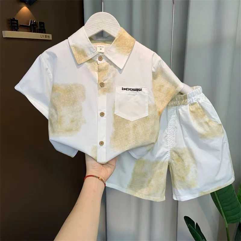Clothing Sets Childrens Summer Clothing Boys Short Sleeved Shirt Set 2024 New Western Style Boys Sumer Thin Two Piece Set 1XIG