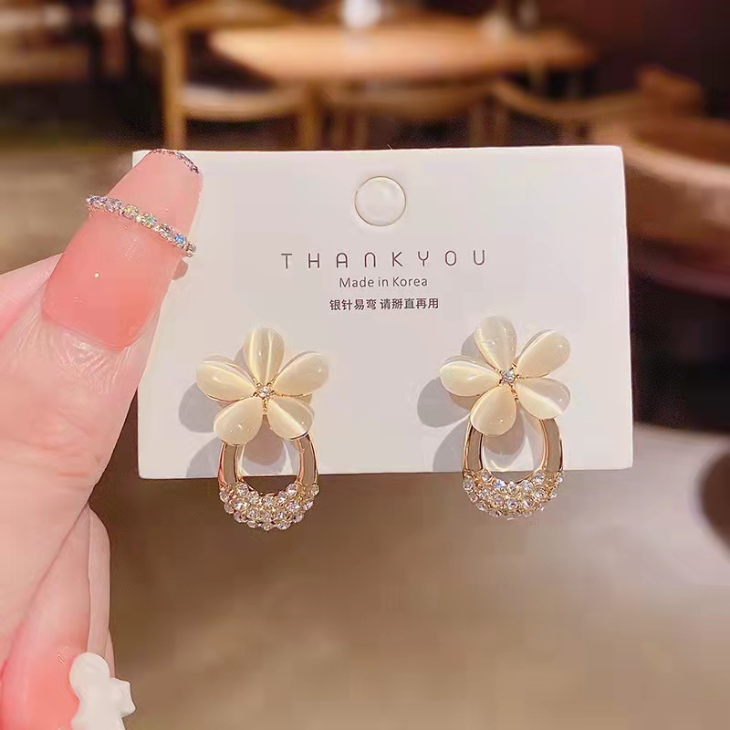French Style Stainless Steel Retro Artificial Pearls Earrings For Women Trending Gold Sier Color Ear Jewelry Free shipping