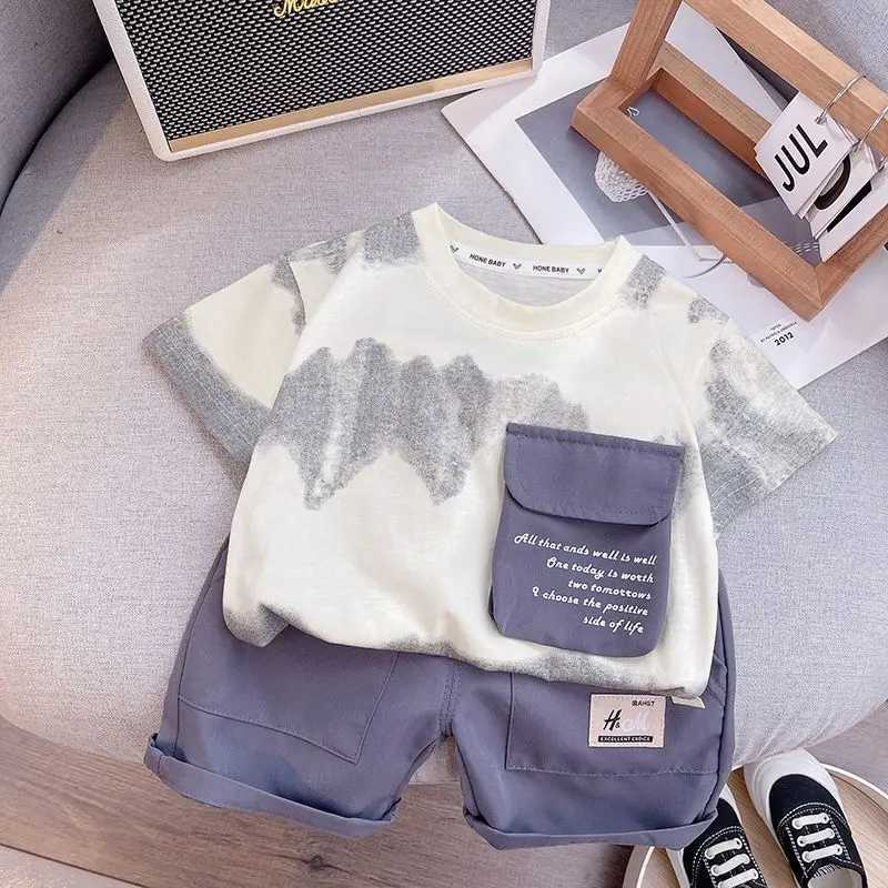 Clothing Sets Boys Summer Short Sleeve Set New Trend Korean Edition Childrens Thin T-shirt and Shorts Two Piece Set