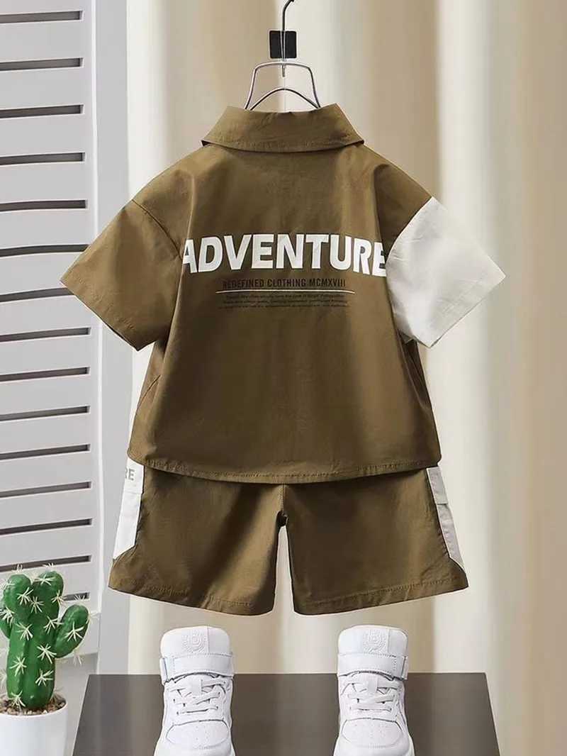 Clothing Sets Boys Shirt Short Sleeve Set 2024 New Fashionable Baby Thin Summer Clothing Childrens Handsome Two Piece Set