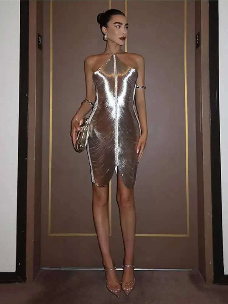 Women Sexy Backless Silvery Mini Dress Fashion Sparkling Off Shoulder Sleeveless Vestidos Female Evening Party Club Dresses 240627