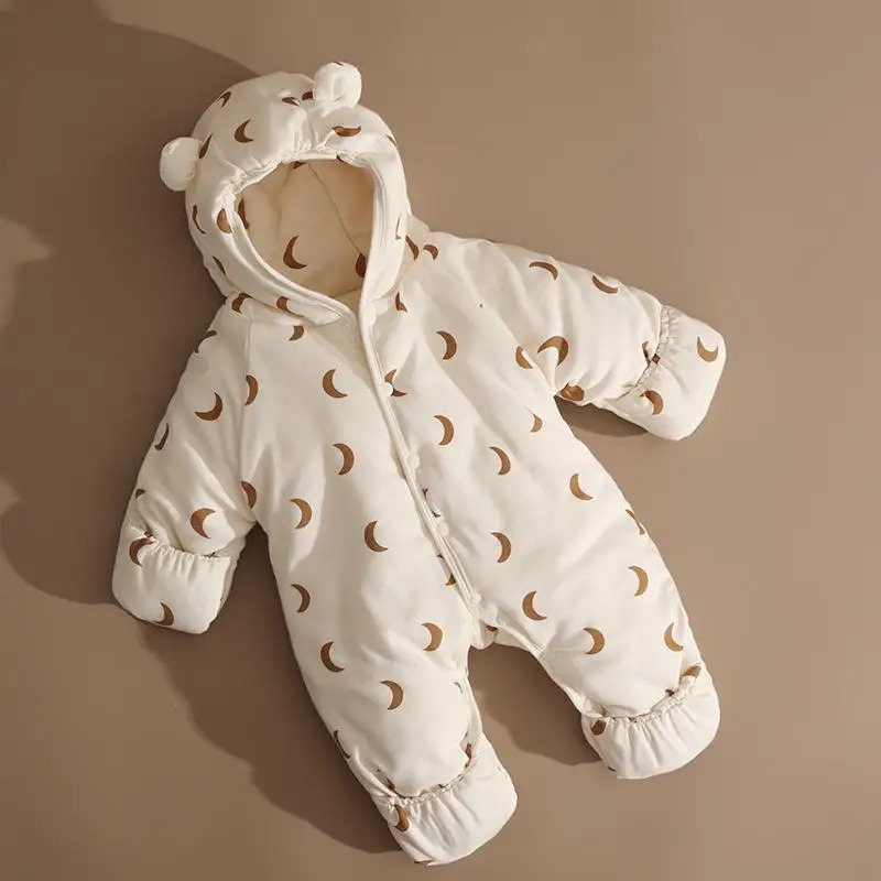 Rompers born Baby Clothes Winter Cottonpadded Jackets Footwrapping Jumpsuits Thickened Bodysuit Outddor 240703