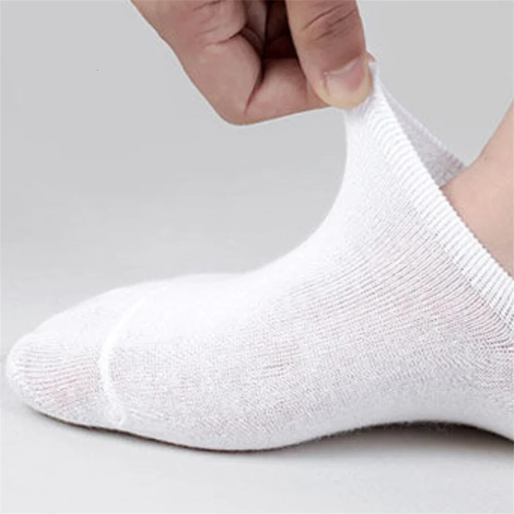 5 Pairs Classic Solid Color Low Tube Mens Cotton Socks Summer Thin Invisible Short Ankle Socks Black/White/Gray 240703