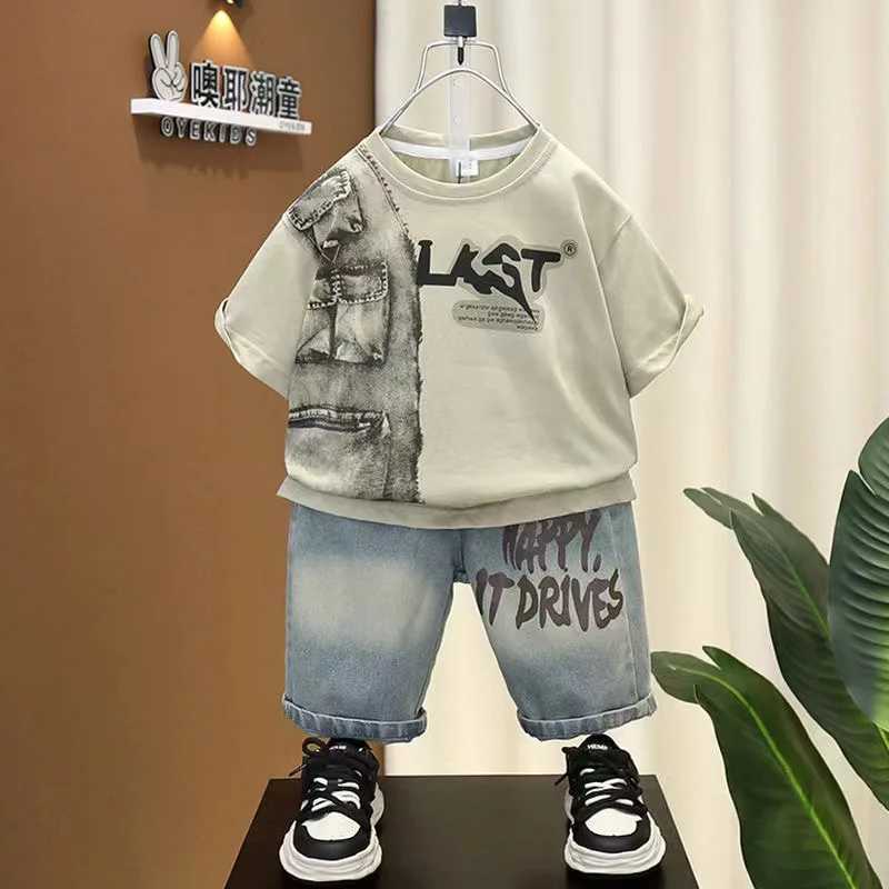 Clothing Sets Boys Summer Clothing Set 2024 New Handsome Childrens Short Sleeved Clothes Trendy Baby T-shirt Jeans Thin Two-piece Set