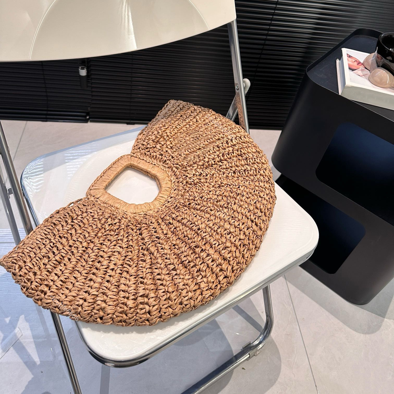 Luxury Designer Summer Seaside Woven Beach Bag Women's Vacation Travel Bag Airport Bag Outdoor Bag Leisure Bag Woven Tote Bag Cosmetic Bag Phone Bag