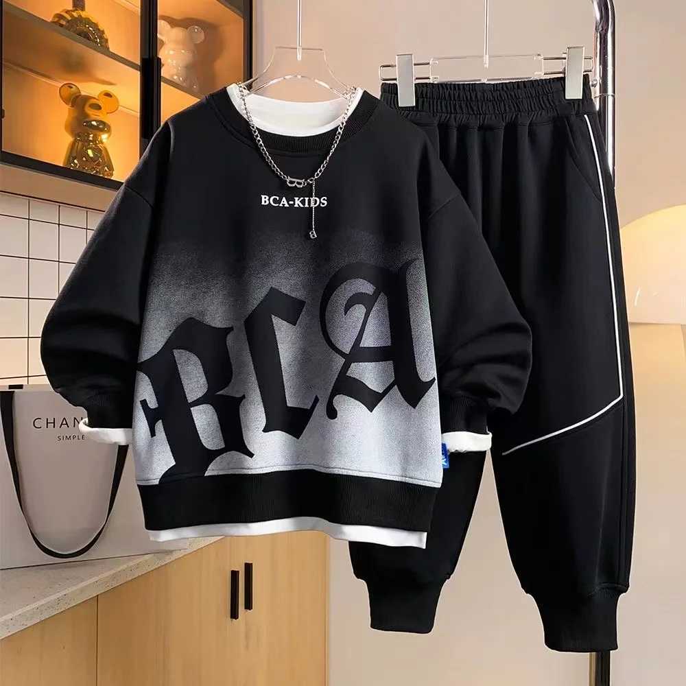 Clothing Sets Boys Spring and Autumn Clothing Set New Trendy Long sleeved Sweater and Pants Fashion Versatile Two Piece Set Kids Outfits