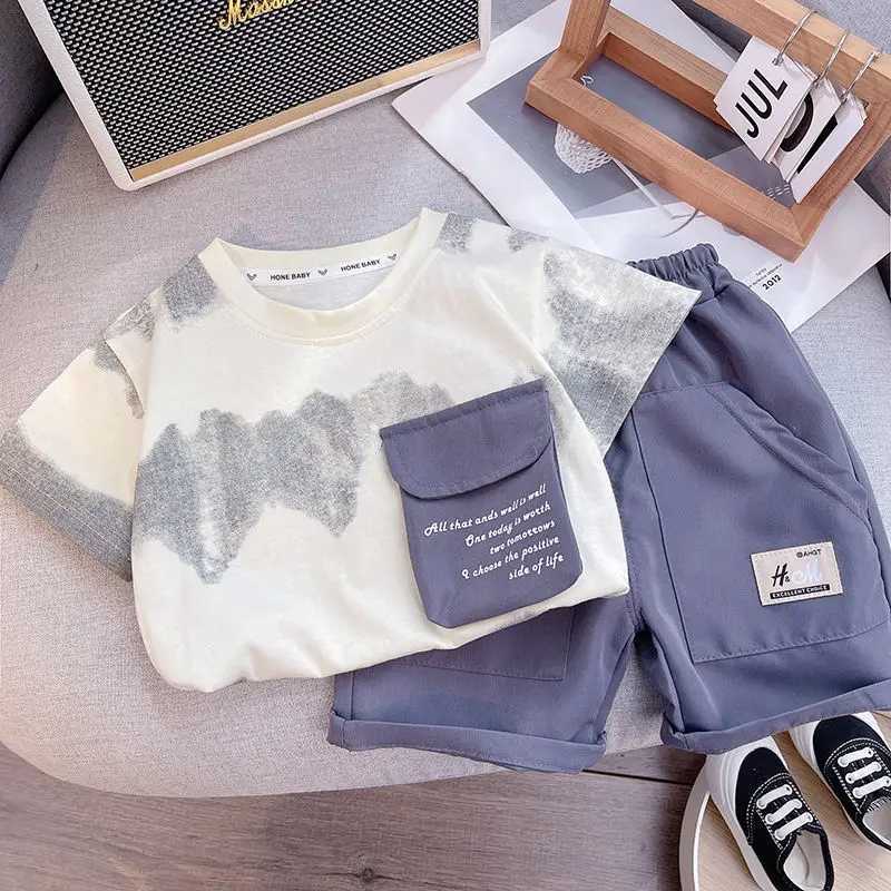 Clothing Sets Boys Summer Short Sleeve Set New Trend Korean Edition Childrens Thin T-shirt and Shorts Two Piece Set