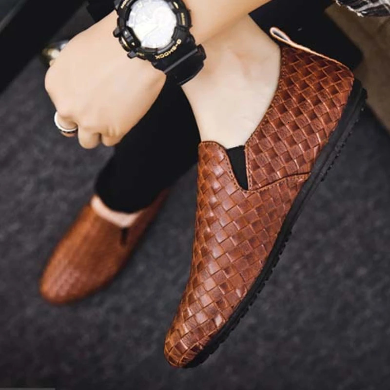 Men Casual Shoes Fashion Light Men Loafers Moccasins Breathable Slip on Black Driving Shoes Plus Size Zapatillas Hombre 240705