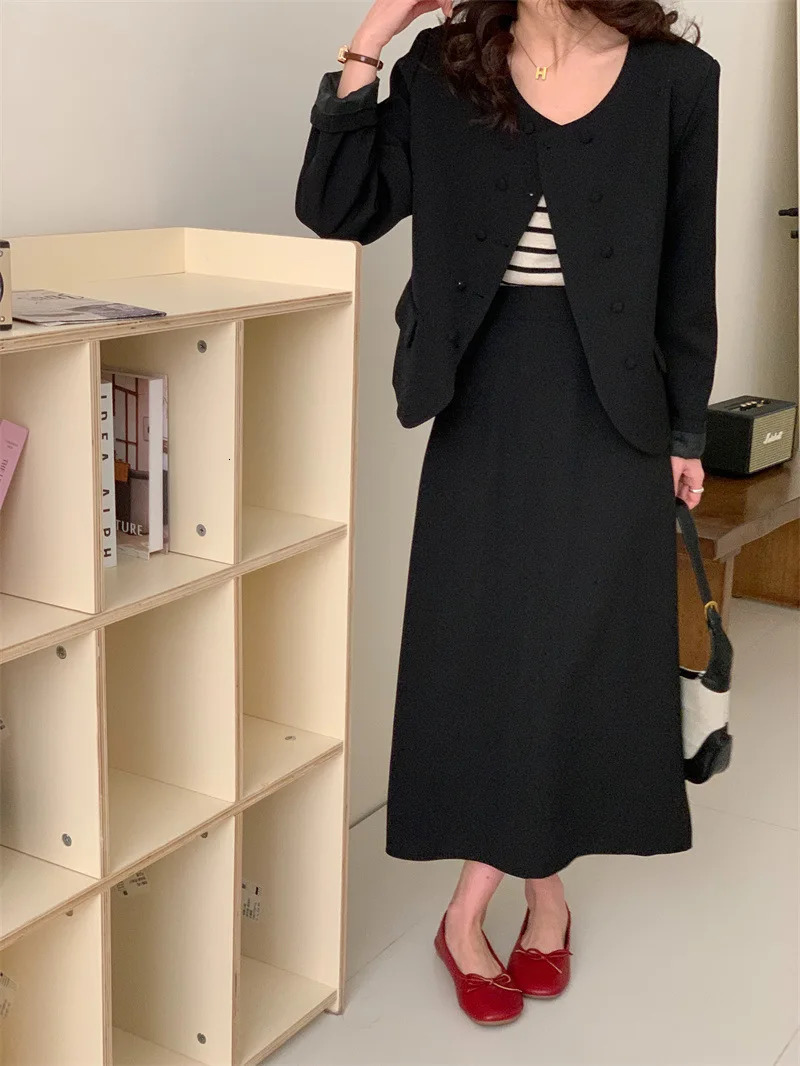Korean Fashion Skirt Suit Women Set Solid Color Doublebreasted Blazer Midlength Paragraph Twopiece Matching Sets 240704