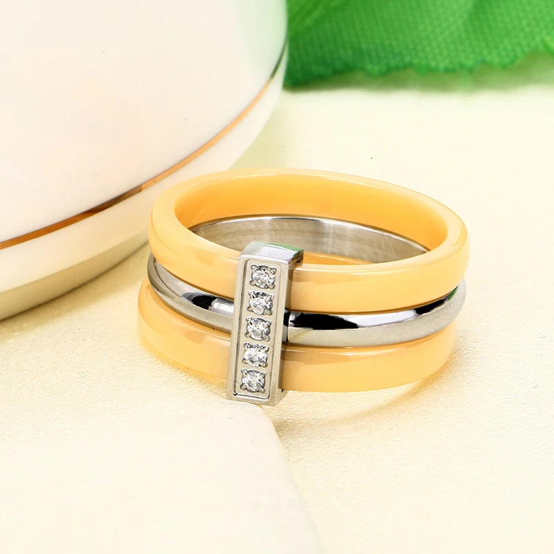 Trendy Green Yellow Ceramic Rings With Bling Rhinestone Three Layers Stainless Steel Rings Never Fade Fashion Jewelry 240626