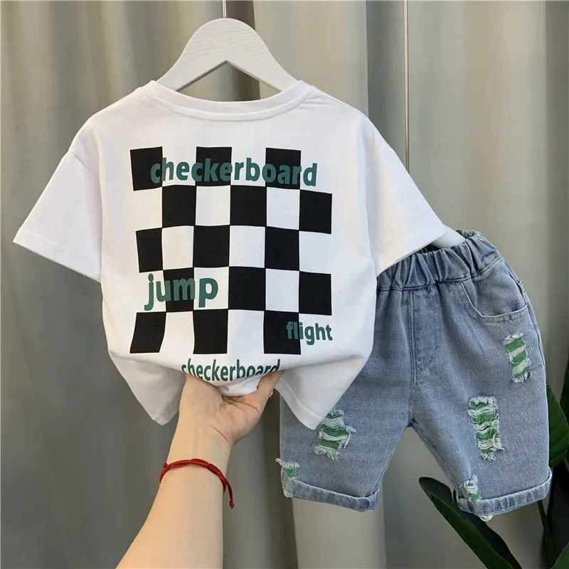 Clothing Sets Kids Boys Summer Clothes Set New Childrens Summer Cool and Handsome Short sleeved T-shirt Shorts 2-piece Set