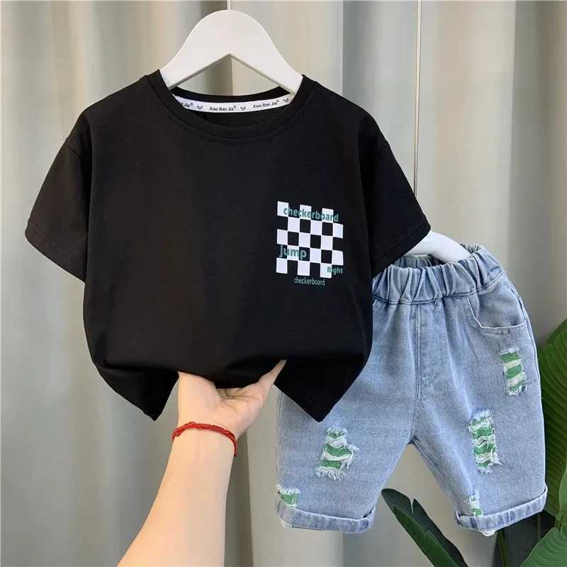 Clothing Sets Kids Boys Summer Clothes Set New Childrens Summer Cool and Handsome Short sleeved T-shirt Shorts 2-piece Set