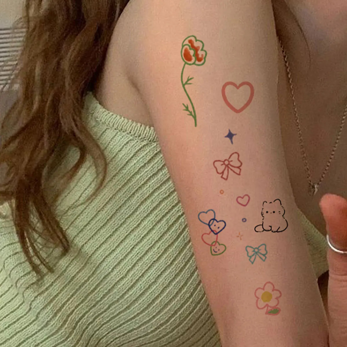 6 pieces of cartoon pattern colored flower heart-shaped temporary tattoo stickers waterproof magic tattoo disposable tattoo stickers 240705