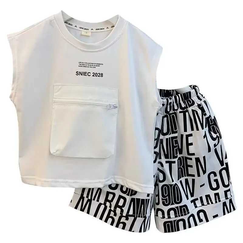 Clothing Sets Boys Summer Vest Set 2023 New Western Fashion Baby Summer Sleeveless Clothing Childrens Handsome Two Piece Set